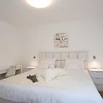 Stella Deluxe Villa Turanj