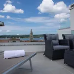 Stella Deluxe Villa