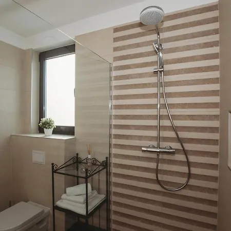 Stella Deluxe Villa Turanj