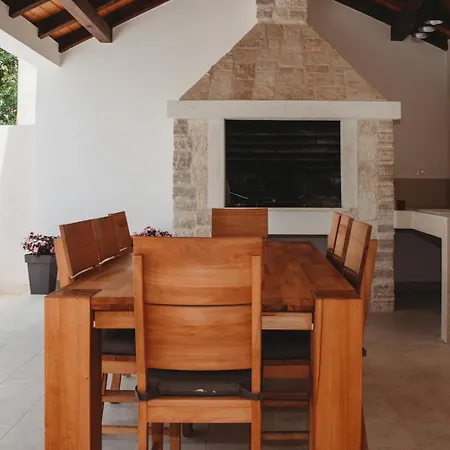 Stella Deluxe Villa Turanj