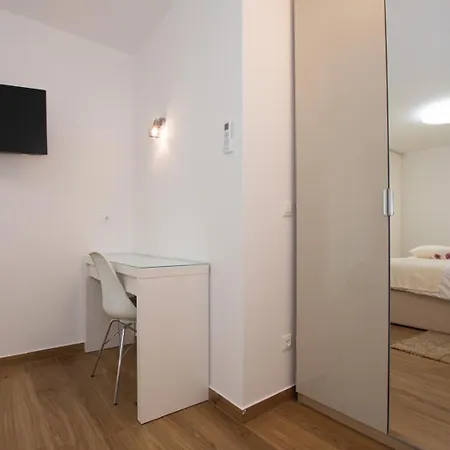 Stella Deluxe Villa Turanj