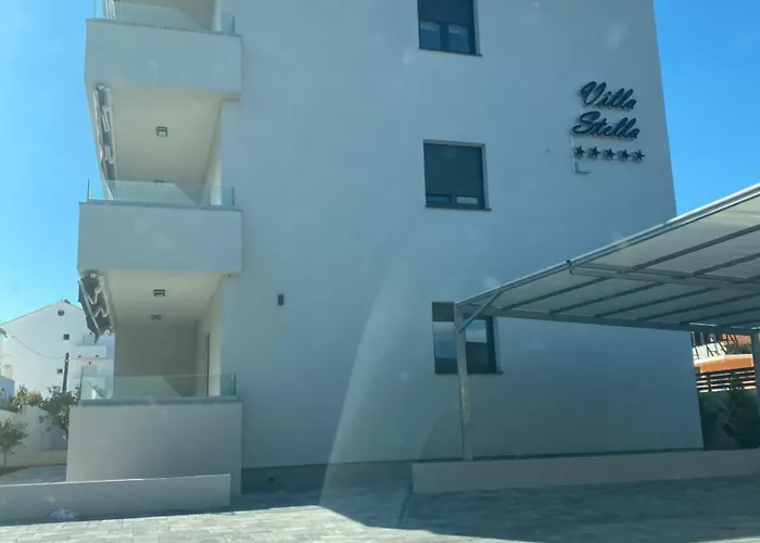 Stella Deluxe Villa Turanj