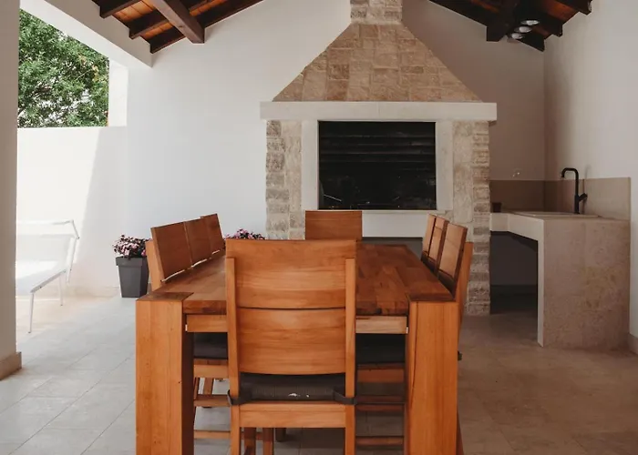 Stella Deluxe Villa Turanj