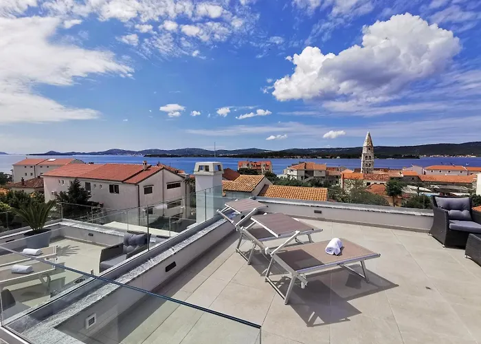 Villa Stella Deluxe Turanj